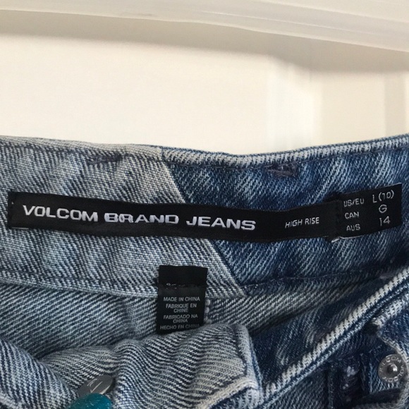 ✨Volcom Jeans Ripped Skirt✨ - Picture 5 of 5